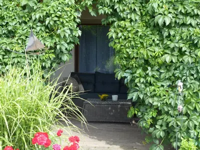 Ein Garten an der Unterkunft Ferienwohnung Heimsheim