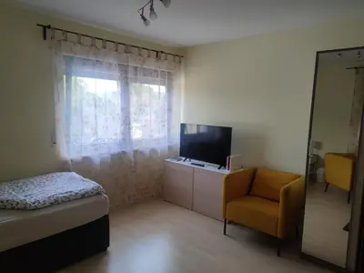 TV/Unterhaltungsangebot in der Unterkunft Gästehaus Windheim (Karlsruhe-Knielingen 2)