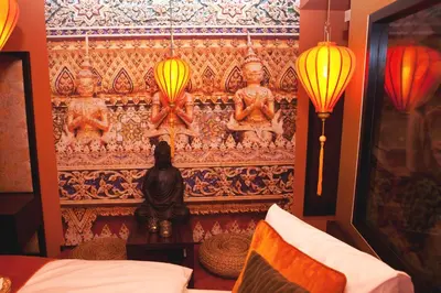 Ein Bett oder Betten in einem Zimmer der Unterkunft Hotel TraumRaum - 