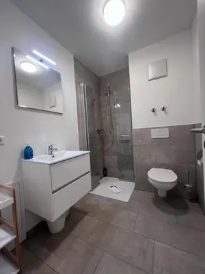 Ein Badezimmer in der Unterkunft New Age Boardinghaus P5
