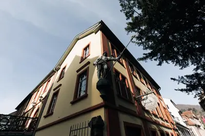 Das Gebäude in dem sich das Hotel befindet