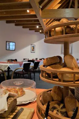 Essen im Hotel oder in der Nähe
