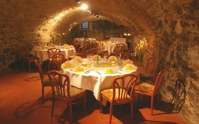 Ein Restaurant oder anderes Speiselokal in der Unterkunft Zum treuen Bartel