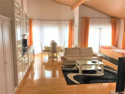 Ein Sitzbereich in der Unterkunft Ferienwohnung mit Kamin