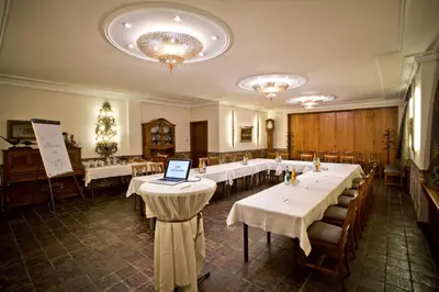Der Geschäftsbereich oder Konferenzraum in der Unterkunft Hotel Karpfen