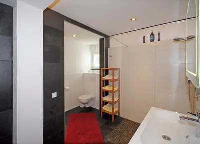 Ein Badezimmer in der Unterkunft Exclusiv Apartment 3 Zi Waschmaschine