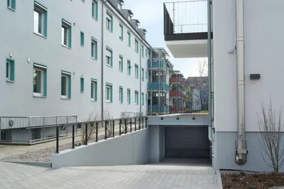 Das Gebäude in dem sich das Aparthotel befindet