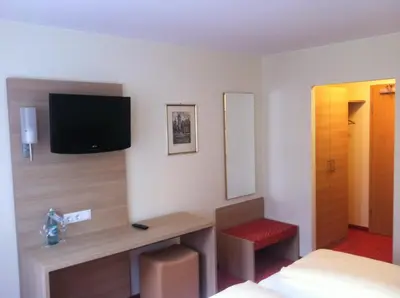 TV/Unterhaltungsangebot in der Unterkunft Tauberhotel Kette