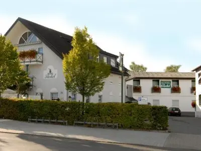 Das Gebäude in dem sich das Hotel befindet