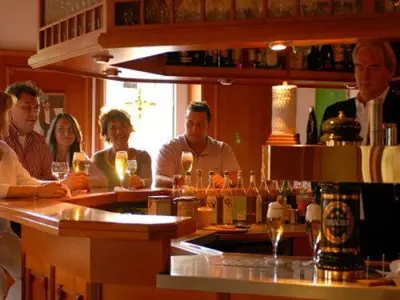 Gäste, die in der Unterkunft Hotel Sterkel übernachten