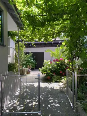 Ein Garten an der Unterkunft Pantone Ultra