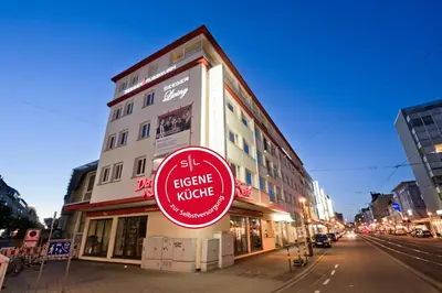 Das Gebäude in dem sich das Aparthotel befindet