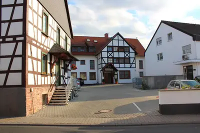 Das Gebäude in dem sich das Hotel befindet