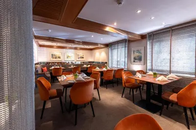Ein Sitzbereich in der Unterkunft Hotel Adler Asperg