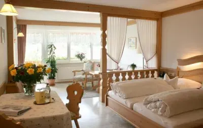 Ein Bett oder Betten in einem Zimmer der Unterkunft Hotel Dernbachtal