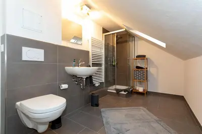 Ein Badezimmer in der Unterkunft Gästezimmer - Ferienwohnung 2 - Brauhaus Dürr