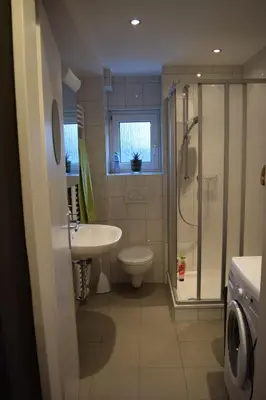 Ein Badezimmer in der Unterkunft Ferienwohnung Wörrstadt