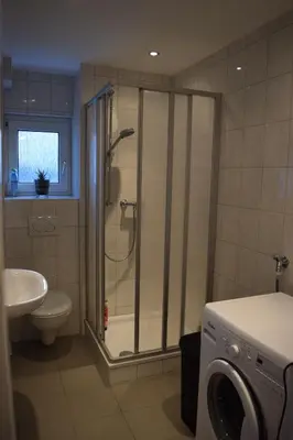 Ein Badezimmer in der Unterkunft Ferienwohnung Wörrstadt