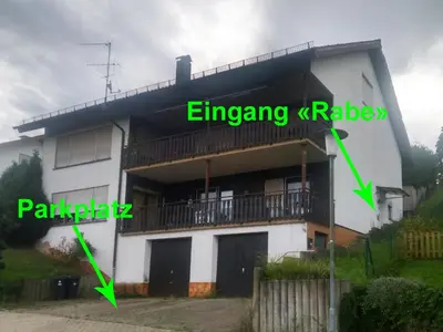 Das Gebäude in dem sich die Pension befindet