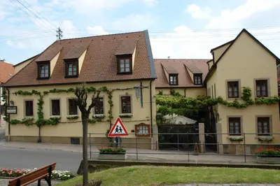 Das Gebäude in dem sich das Hotel befindet