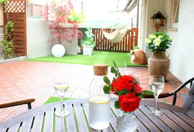Ein Garten an der Unterkunft D & S Hotel & Ferienwohnungen
