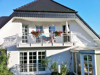 Ein Balkon oder eine Terrasse in der Unterkunft Ferienwohnung Blau