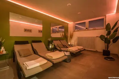 Ein Sitzbereich in der Unterkunft Waldhotel Eisenberg