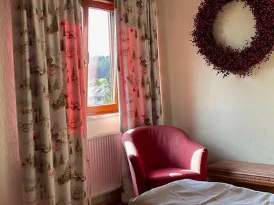 Ein Bett oder Betten in einem Zimmer der Unterkunft Landgasthof Hirsch