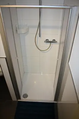 Ein Badezimmer in der Unterkunft Schöne 60qm große Wohnung Mainz-Lerchenberg ZDF