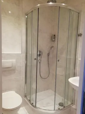 Ein Badezimmer in der Unterkunft Isenburger Hof