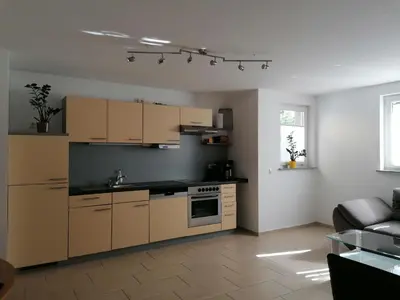 Küche/Küchenzeile in der Unterkunft Ferienwohnung Weingut Brutscher