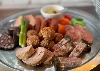 Essen im Hotel oder in der Nähe