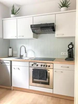 Küche/Küchenzeile in der Unterkunft Wohlfühl-Apartment Sinsheim, Nähe Therme und Museum