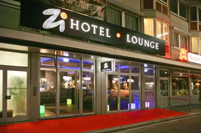 Ein Zertifikat, Auszeichnung, Logo oder anderes Dokument, das in der Unterkunft Zi Hotel ausgestellt ist