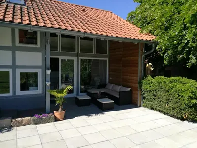 Ein Garten an der Unterkunft Ferienhaus Glücksmoment