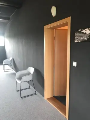 Ein Sitzbereich in der Unterkunft Gästehaus & Café Leeze