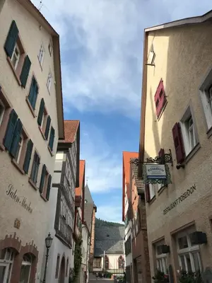 Das Gebäude in dem sich das Hotel befindet