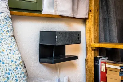 TV/Unterhaltungsangebot in der Unterkunft BESIGHOMES außergewöhnliches Apartment LOFT im Herzen der Altstadt
