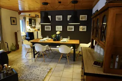 Ein Sitzbereich in der Unterkunft Ferienhaus Winzer - Wandern und Genuss in der Pfalz