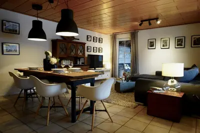 Ein Sitzbereich in der Unterkunft Ferienhaus Winzer - Wandern und Genuss in der Pfalz