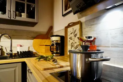 Küche/Küchenzeile in der Unterkunft Ferienhaus Winzer - Wandern und Genuss in der Pfalz