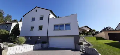 Das Gebäude in dem sich die Ferienwohnung befindet