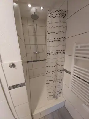 Ein Badezimmer in der Unterkunft Apartment Claudia
