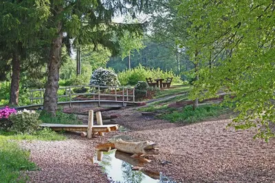Ein Garten an der Unterkunft Ferienwohnungen Haus Fernblick