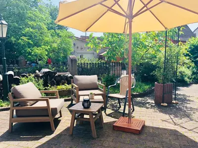 Ein Garten an der Unterkunft Landhotel Sonnenhof