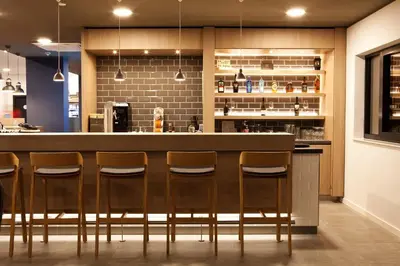 Lounge oder Bar in der Unterkunft Holiday Inn Express - Kaiserslautern by IHG