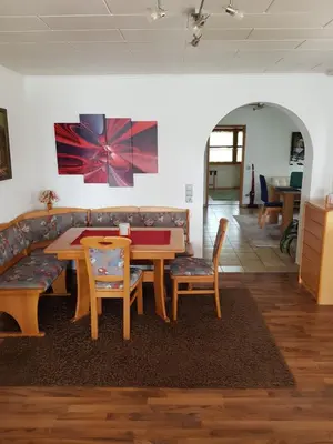 Ein Sitzbereich in der Unterkunft Isoldes Ferienparadies