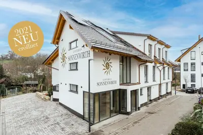 Das Gebäude in dem sich das Aparthotel befindet