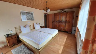 Ein Bett oder Betten in einem Zimmer der Unterkunft Ferienhaus KorsikaBlick