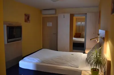 Ein Bett oder Betten in einem Zimmer der Unterkunft Landgasthof Hock